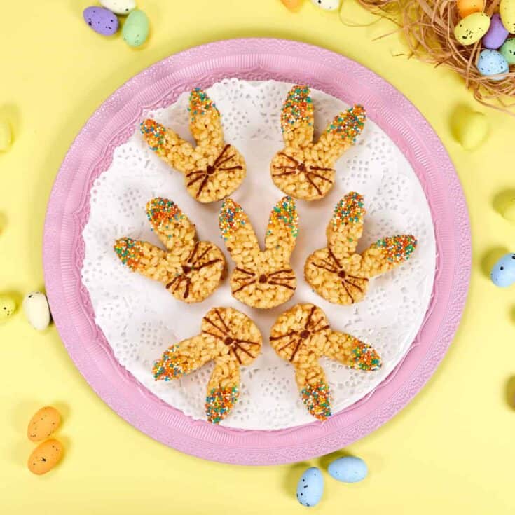 Easter Bunny Rice Krispie Treats jellojoy.jpg