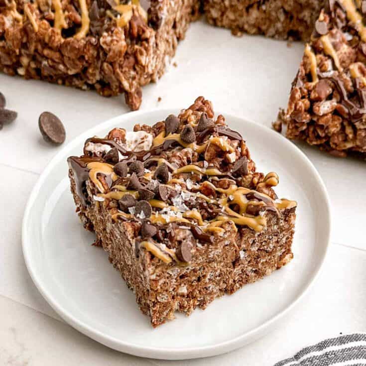 peanut butter and chocolate rice krispie bars 10.jpg